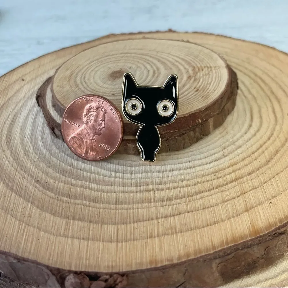 Black Anime Kitty Enamel Pin/ Brooch Lapel